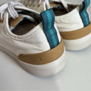 TOMS CANVAS TRAVEL LITE SNEAKERS Sz 8